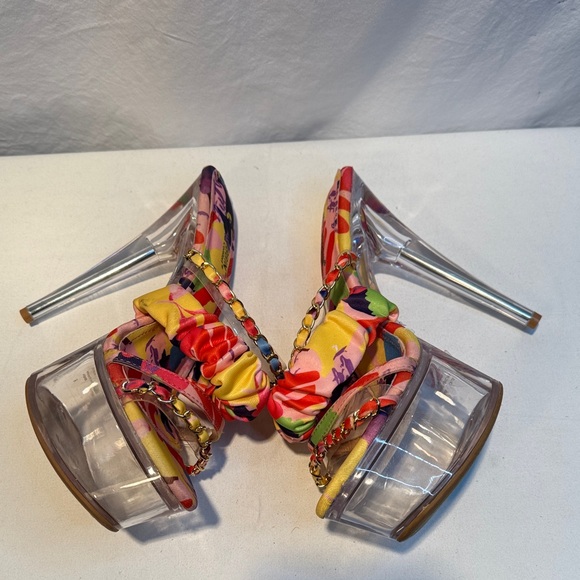 Cape Robbin Multicolor Floral Heels with Clear Platform - Picture 5 of 9